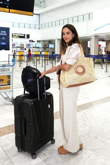 Elegantne i u avionu: Putnice iz Nice pokazale kako putovati sa stilom