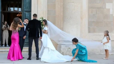 Sjećate li se vjenčanice Adriane Ćalete-Car? Nosila je kreaciju domaće dizajnerice