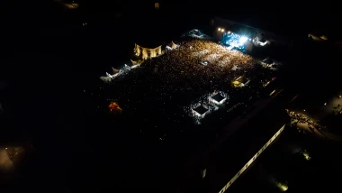 Zdravko Čolić priredio spektakl pod otvorenim nebom u Slavonskom Brodu