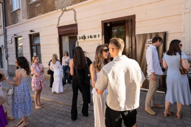 Lejla Filipović pokazala liniju u traper haljini: Ove cipele podigle su je na novu razinu