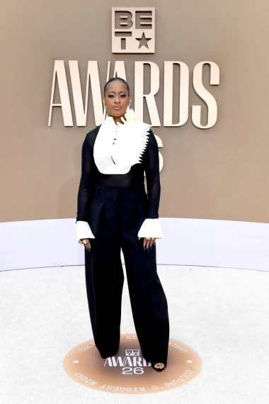 Teyana Taylor slavila na dodjeli BET Awards u neobičnoj haljini: Morate vidjeti ostale