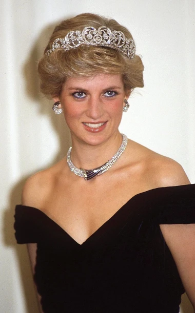 Princeza Diana danas bi slavila 65. rođendan: Ovo su njezini nezaboravni modni hitovi