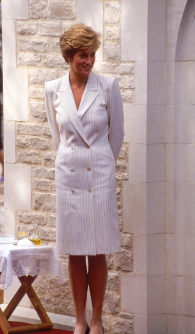 Princeza Diana danas bi slavila 65. rođendan: Ovo su njezini nezaboravni modni hitovi