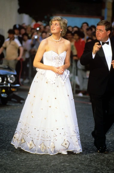 Princeza Diana danas bi slavila 65. rođendan: Ovo su njezini nezaboravni modni hitovi