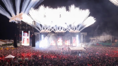 Pogledajte atmosferu iz Zapre&scaron;ića: Tisuće ljudi stigle na Thompsonov koncert