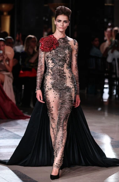 Elie Saab odu&scaron;evio u Parizu: Mistične maske, čipka i rasko&scaron;ne haljine