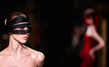 Elie Saab odu&scaron;evio u Parizu: Mistične maske, čipka i rasko&scaron;ne haljine