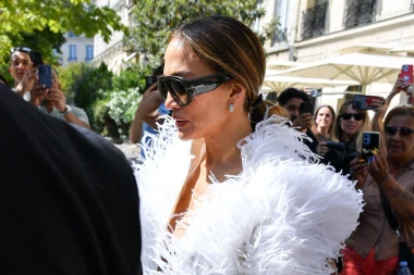 Jennifer Lopez pokorila Pariz: Svaki izlazak bio je modna lekcija iz glamura