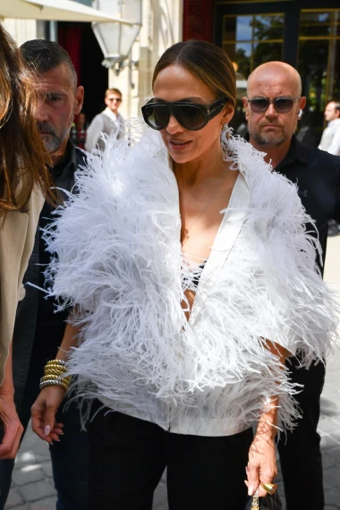 Jennifer Lopez pokorila Pariz: Svaki izlazak bio je modna lekcija iz glamura