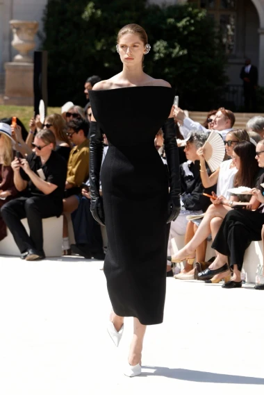 Piccioli debitirao za Balenciagu i stvorio arhitekturu s otkucajima srca