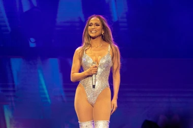 Jennifer Lopez: Skandali, buran ljubavni život i haljina koja je stvorila dio Googlea