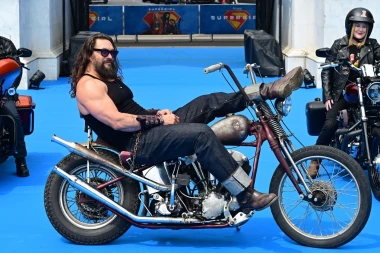 Jason Momoa slavi rođendan: Godine mu itekako dobro stoje, a ove fotografije to potvrđuju