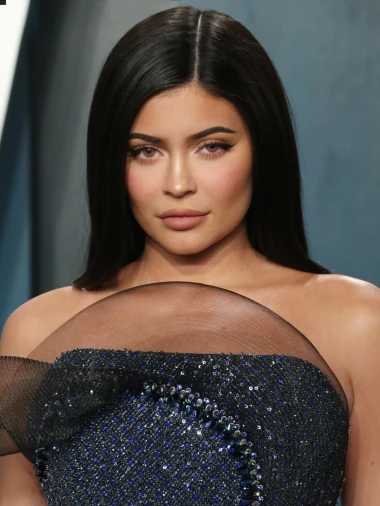Najveću nesigurnost pretvorila je u milijunski biznis: Evo kako se Kylie Jenner mijenjala kroz godine