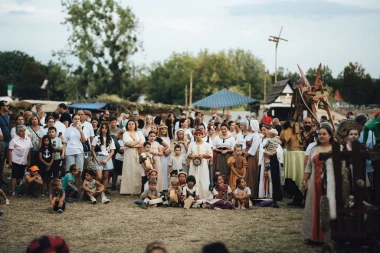 Renesansni festival u Koprivnici odu&scaron;evio posjetitelje, pogledajte fotografije