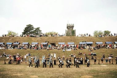 Renesansni festival u Koprivnici odu&scaron;evio posjetitelje, pogledajte fotografije