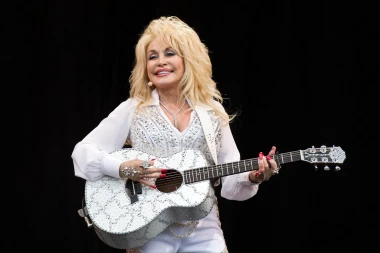 Zbogom, Dolly Parton: Iza plave kose, slavnih hitova i &scaron;ljokica krije se nevjerojatna priča