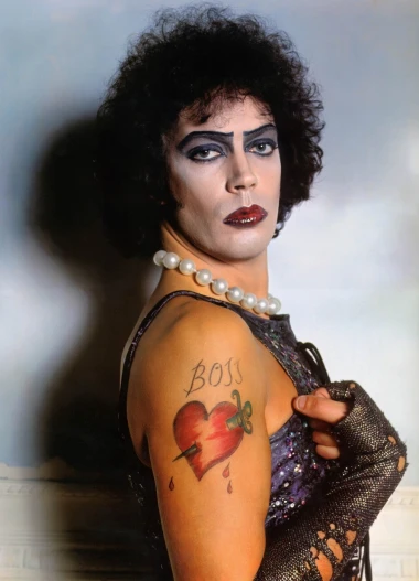 Preminuo je Tim Curry, omiljeni 'zlikovac' s velikog platna: Pogledajte njegove kultne uloge