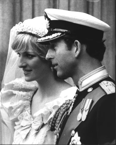 Dan kada je zavr&scaron;ila kraljevska bajka: Fotografije koje pričaju tužnu priču Diane i Charlesa