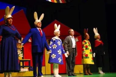 Miffy u kazalištu Trešnja