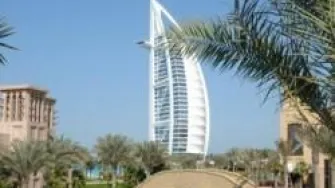 Tri romantične stvari u Dubaiu
