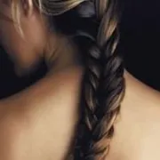 Duga kosa kod sredovječnih žena: seksi ili smiješno?