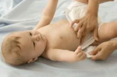 Bebi pomozite lako...