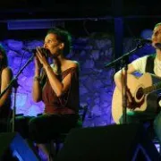 Družite se s grupom Meritas i Jelenom Radan 1. lipnja na festivalu Strossmartre!