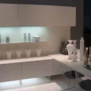 Ugradite rasvjetu u namještaj