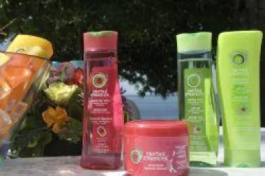 Idealno ljeto uz Herbal Essences