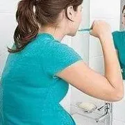 Manjak brige o zubnoj higijeni kod trudnice može biti koban za bebu