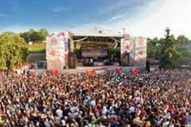 The Chemical Brothers, Röyksopp i Mika na Exitu