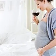 Smijem li piti alkohol tijekom trudnoće?