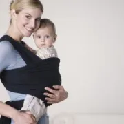 Proljetni hit za novopečene majke - sling nosiljke za djecu
