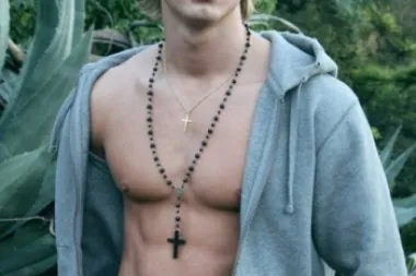 Drew Van Acker