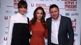 I bi svečana premijera