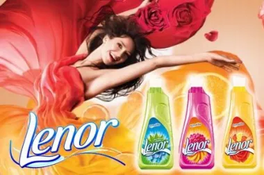 Pročitajte kako su žena.hr čitateljice ocijenile Lenor Duo Aroma omekšivač