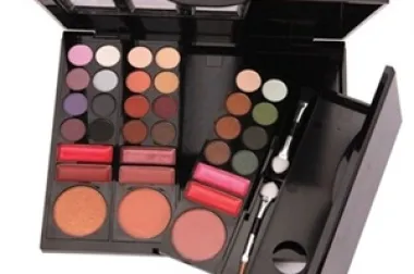 Idealan jesenski makeup uz DALJEPOTI.HR