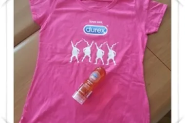 Poklanjamo vam Durex majice i Durex Play 2u1 gelove za masažu