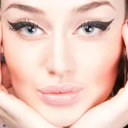 Makeup ideje: sve varijacije tuša za oči