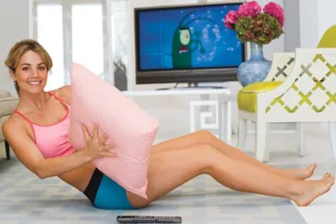Zategnite tijelo dok gledate TV