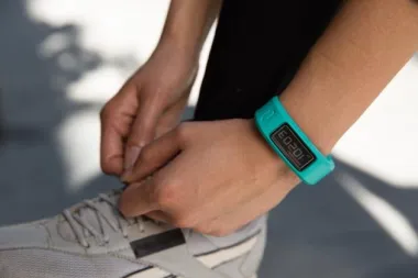GARMIN® VÍVOFIT™ — fitness narukvica koja mijenja smisao života
