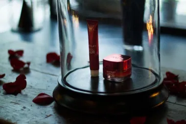 L'Oréal Paris REVITALIFT MAGIC BLUR: čarolija koja nastaje trenutačno!