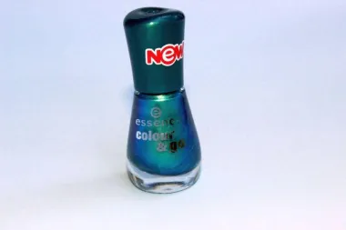Test zona:  Essence Colour & Go lak za nokte
