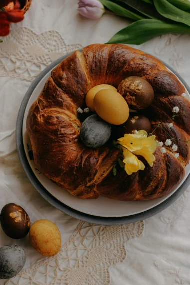 Najbolji kolači za Uskrs: Od tradicionalne pince do modernih kremastih slastica