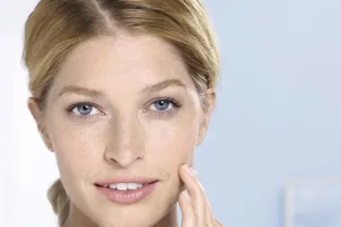 NIVEA Q10plus Serum Pearls kombinira jedinstvenu tehnologiju perlica s izvanrednim učinkom protiv bora