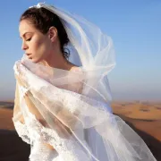 Voditeljica Mia Kovačić novo zaštitno lice eNVy room bridal kolekcije