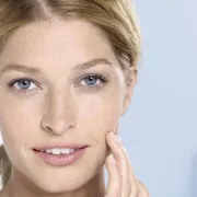 žena.hr čitateljice ocijenile Nivea Q10plus Serum Pearls protiv bora