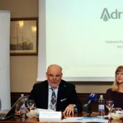 Adrialab - nova farmaceutska kompanija dio grupe JGL