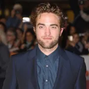 Zaručio se Robert Pattinson?