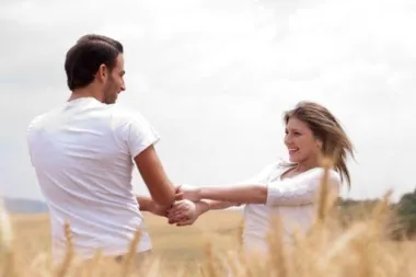 15 stvari koje svaka žena zaslužuje od svog partnera
